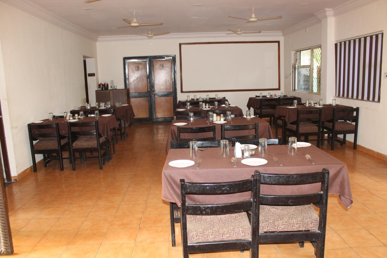 Hotel Peshwa Aurangabad  Exterior photo